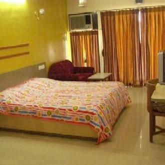 Woodland Regency Hotel Silvassa Exterior foto